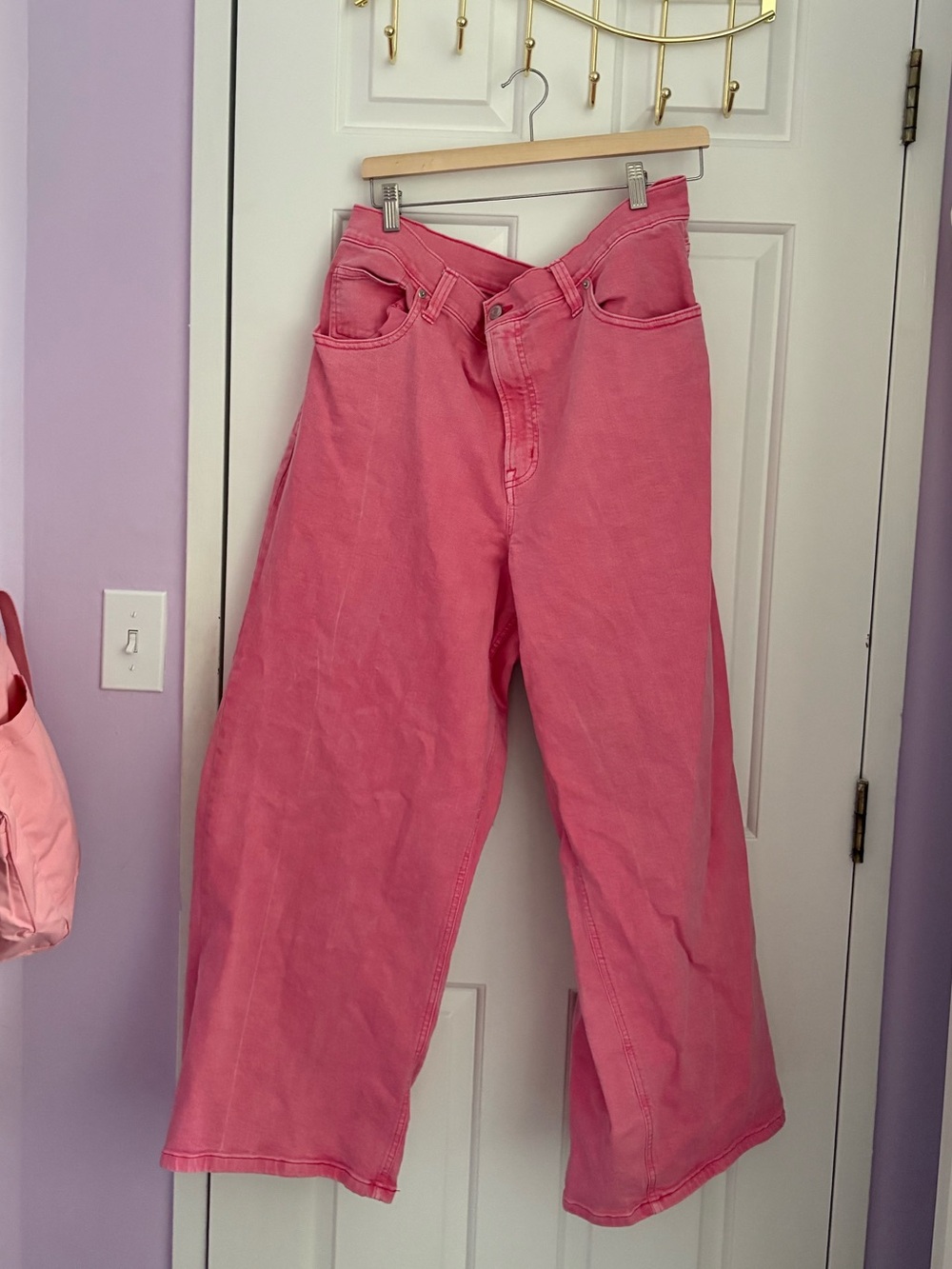 GAP Pink High-Rise Wide-Leg Crop Jeans - Picture 1 of 3